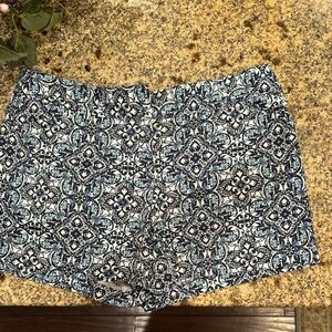 White House Black Market White Navy Print Shorts Size 12